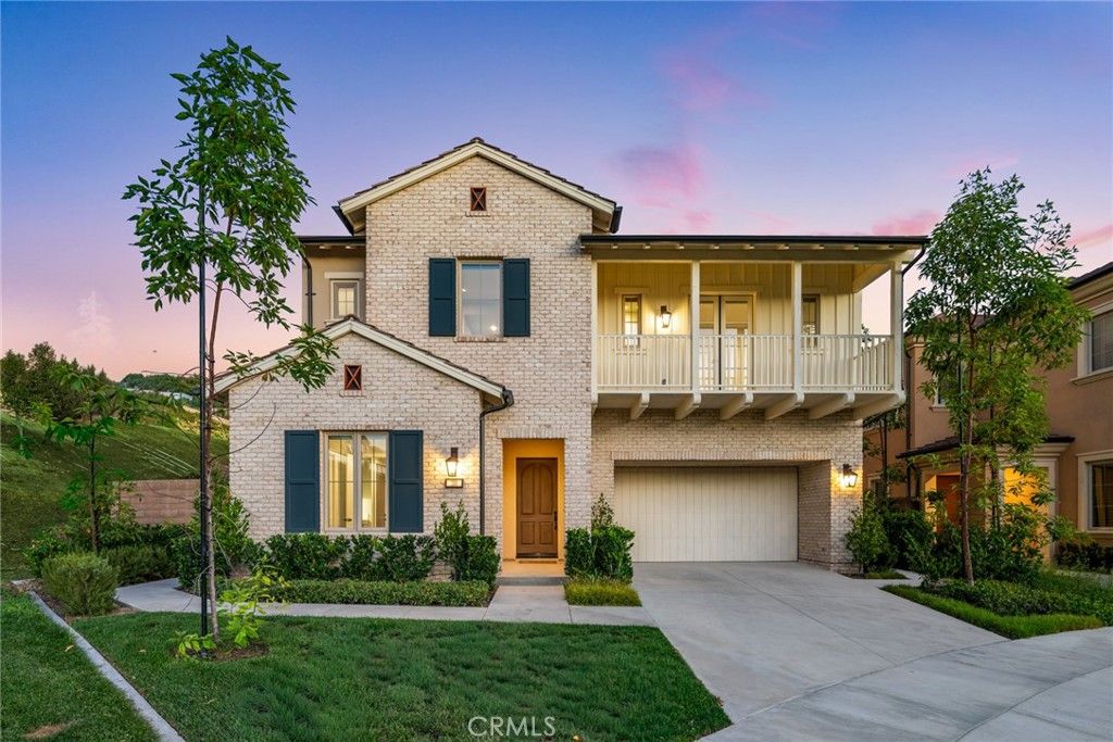 100 Bozeman, Irvine, CA 92602 — exterior