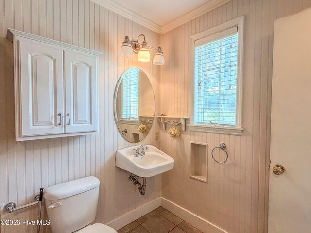 711 Oberlin Road, Augusta, GA 30909