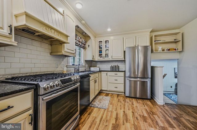 122 CHAPEL HILL DR, Newark, DE 19711