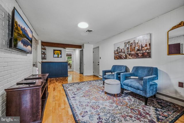 122 CHAPEL HILL DR, Newark, DE 19711