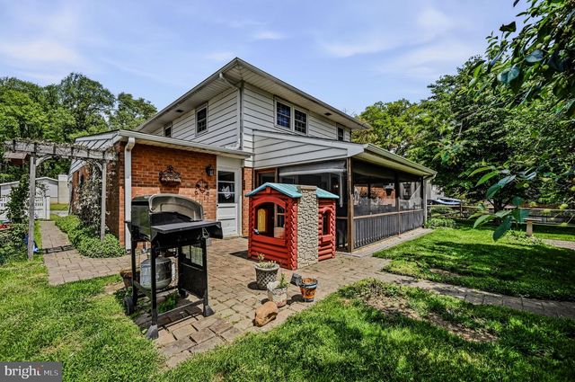 122 CHAPEL HILL DR, Newark, DE 19711