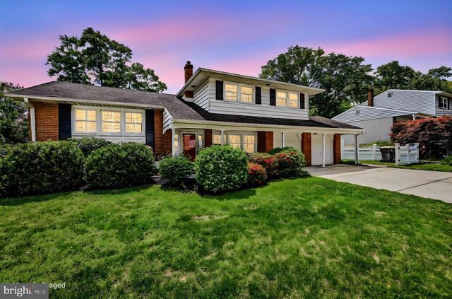 122 CHAPEL HILL DR, Newark, DE 19711
