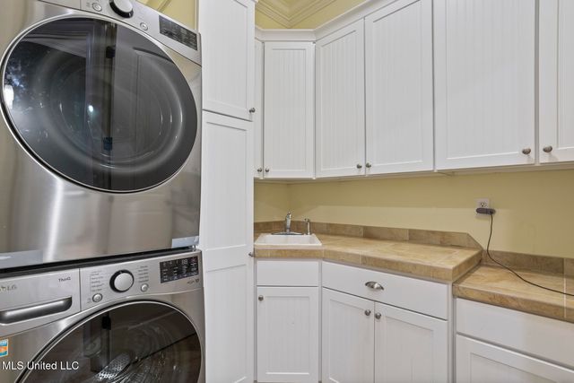 302 Crimson Crowne, Flowood, MS 39232