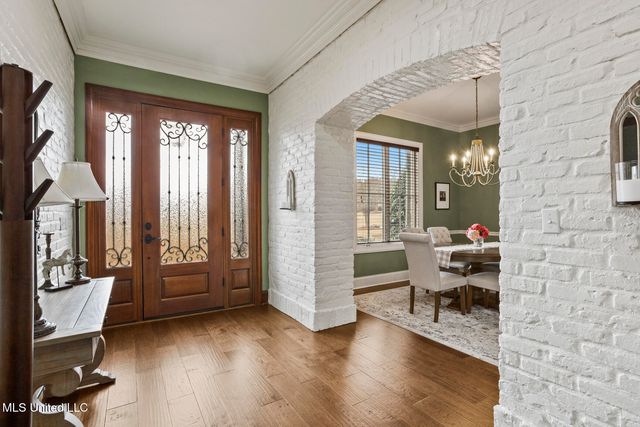 302 Crimson Crowne, Flowood, MS 39232