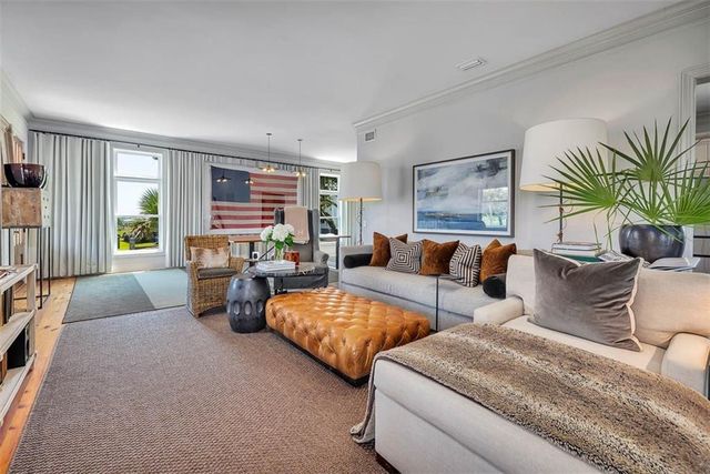 295 Mcintosh Avenue, St. Simons Island, GA 31522