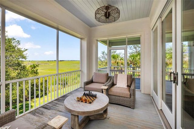 295 Mcintosh Avenue, St. Simons Island, GA 31522