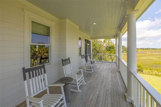 295 Mcintosh Avenue, St. Simons Island, GA 31522