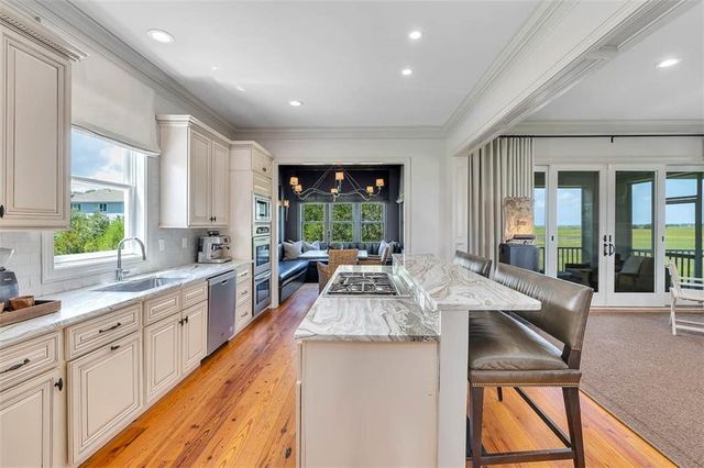 295 Mcintosh Avenue, St. Simons Island, GA 31522