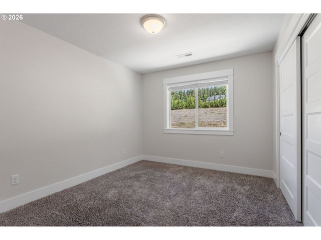 17100 Ne 299TH St, Yacolt, WA 98675
