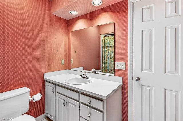 1563 Bluebird Lane, Asheboro, NC 27205