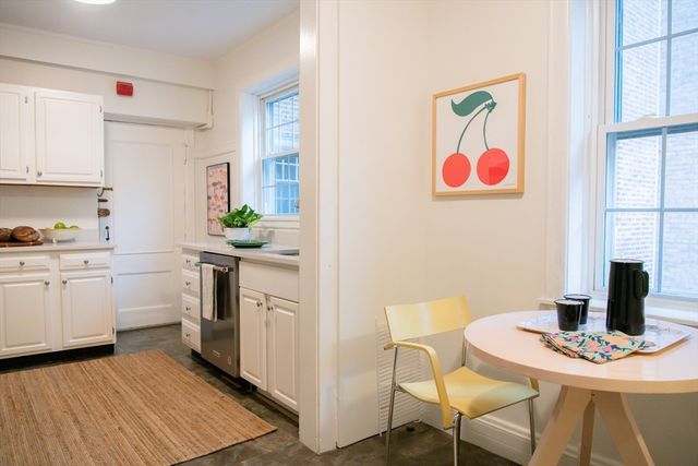 986 Memorial Drive 404, Cambridge, MA 02138