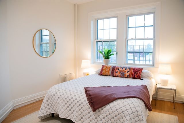 986 Memorial Drive 404, Cambridge, MA 02138