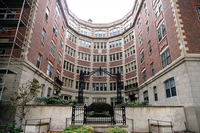 986 Memorial Drive 404, Cambridge, MA 02138