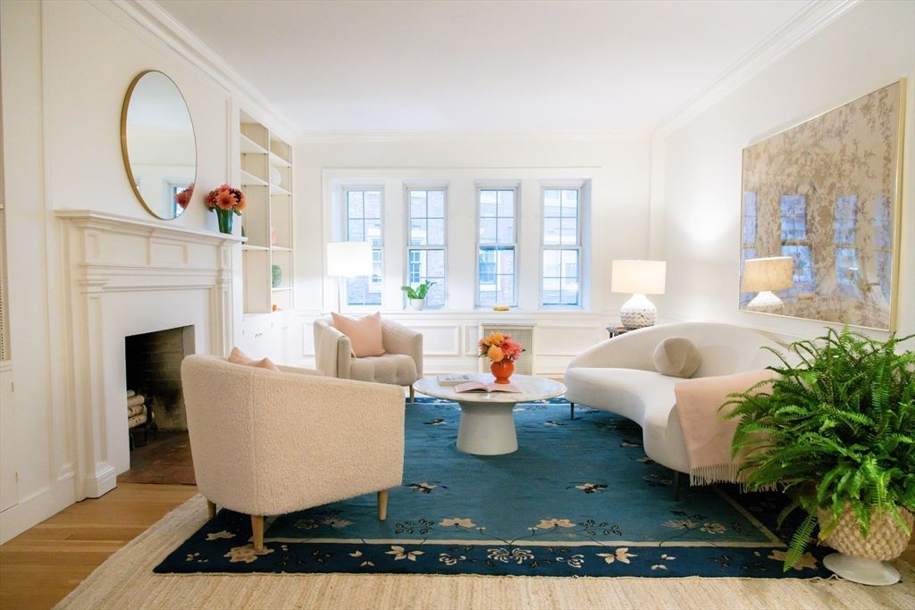 986 Memorial Drive 404, Cambridge, MA 02138