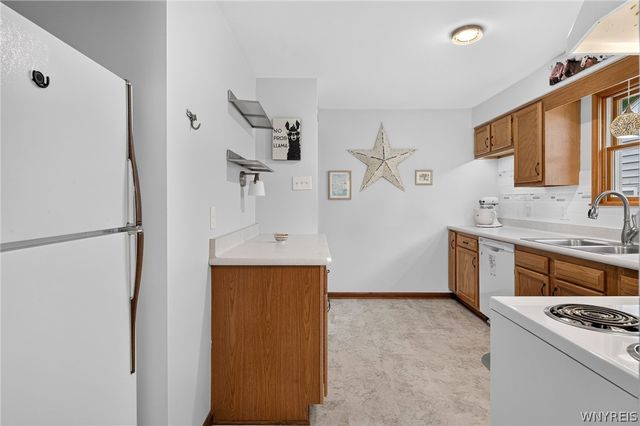 9920 Moschel Court, Niagara Falls, NY 14304