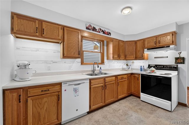 9920 Moschel Court, Niagara Falls, NY 14304