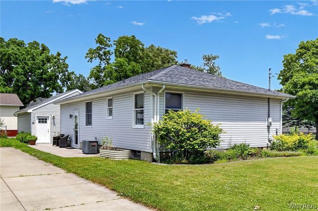 9920 Moschel Court, Niagara Falls, NY 14304