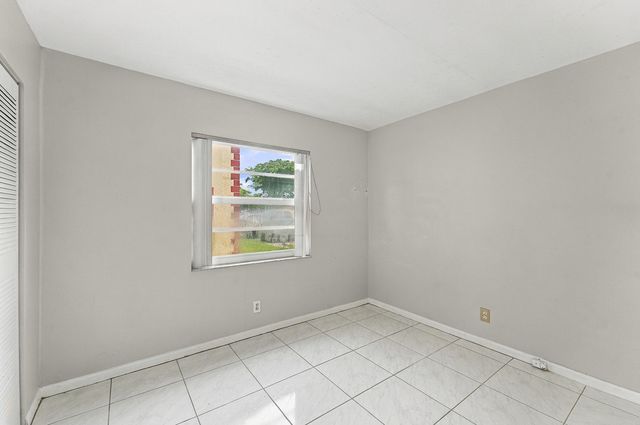 3668 N UNIVERSITY Drive D-7, Coral Springs, FL 33065