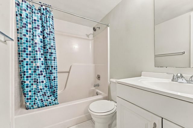 3668 N UNIVERSITY Drive D-7, Coral Springs, FL 33065