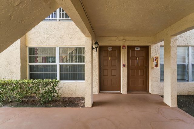 3668 N UNIVERSITY Drive D-7, Coral Springs, FL 33065
