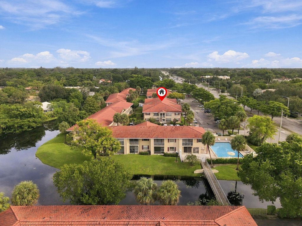 3668 N UNIVERSITY Drive D-7, Coral Springs, FL 33065