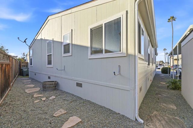 1085 Tasman Drive, Sunnyvale, CA 94089