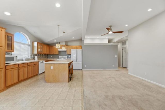 1085 Tasman Drive, Sunnyvale, CA 94089
