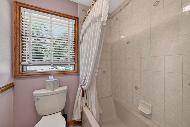1610 Homberg Lane, Madison, WI 53716