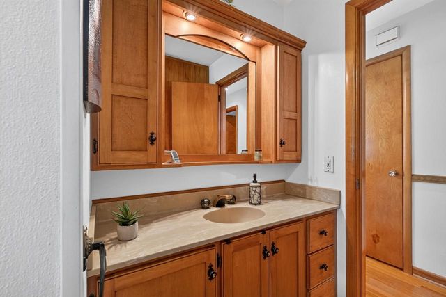 1610 Homberg Lane, Madison, WI 53716
