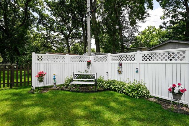 1610 Homberg Lane, Madison, WI 53716