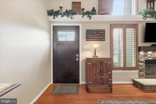 6714 MEADOWLAWN CIR, New Market, MD 21774