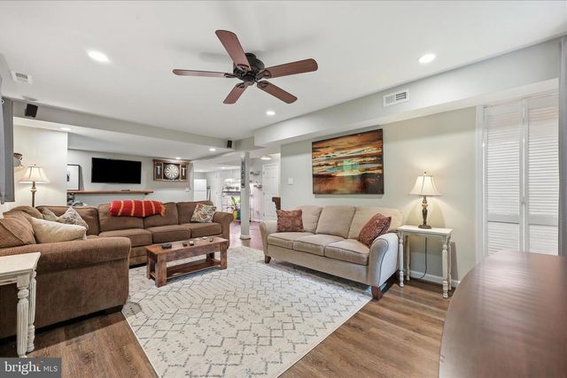 6714 MEADOWLAWN CIR, New Market, MD 21774
