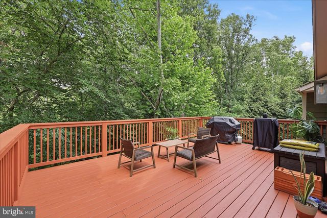 6714 MEADOWLAWN CIR, New Market, MD 21774