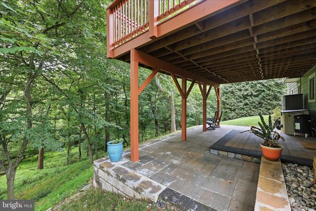 6714 MEADOWLAWN CIR, New Market, MD 21774