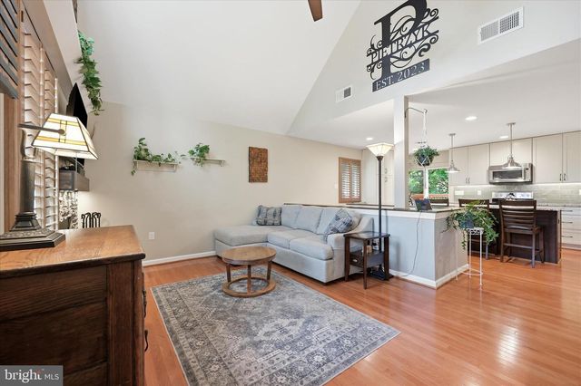 6714 MEADOWLAWN CIR, New Market, MD 21774