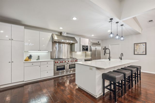 5709 Forest Lane, Dallas, TX 75230