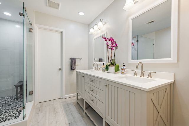 5709 Forest Lane, Dallas, TX 75230