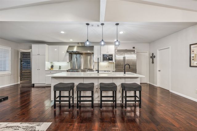 5709 Forest Lane, Dallas, TX 75230