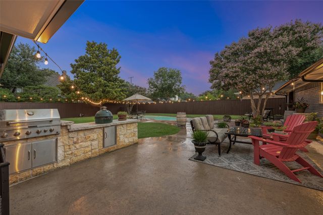 5709 Forest Lane, Dallas, TX 75230