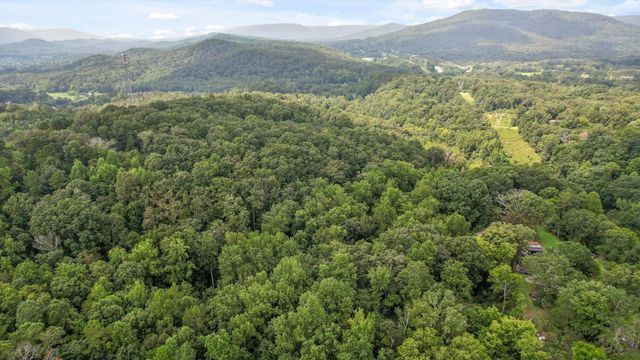 6180 Slygo Road, Wildwood, GA 30757