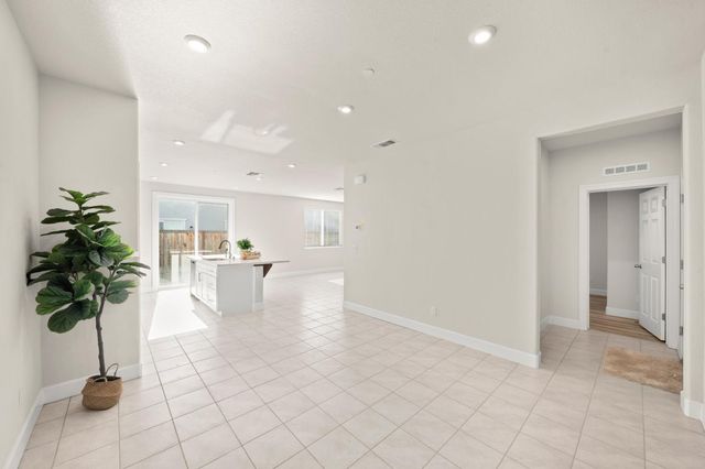 4318 White Fir Loop, Rocklin, CA 95677