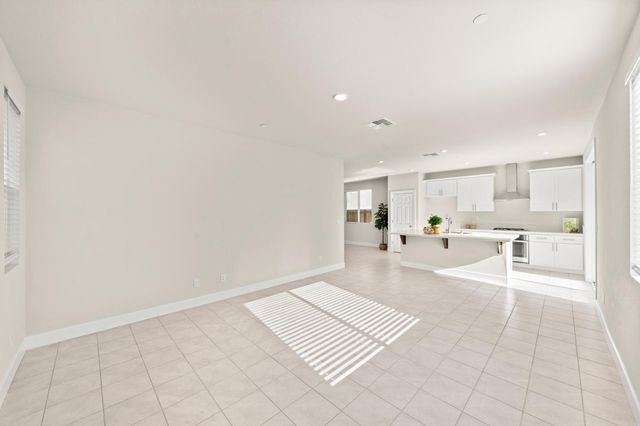 4318 White Fir Loop, Rocklin, CA 95677