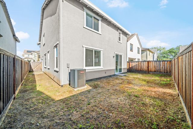 4318 White Fir Loop, Rocklin, CA 95677