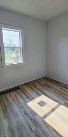 162 E 3rd Street, Depue, IL 61322