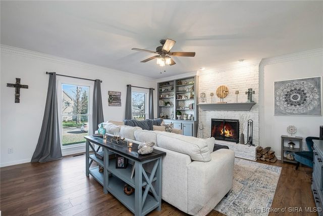 1609 Tall Oaks Drive, Jeffersonville, IN 47130