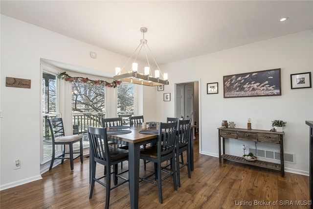 1609 Tall Oaks Drive, Jeffersonville, IN 47130