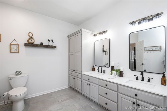 1609 Tall Oaks Drive, Jeffersonville, IN 47130