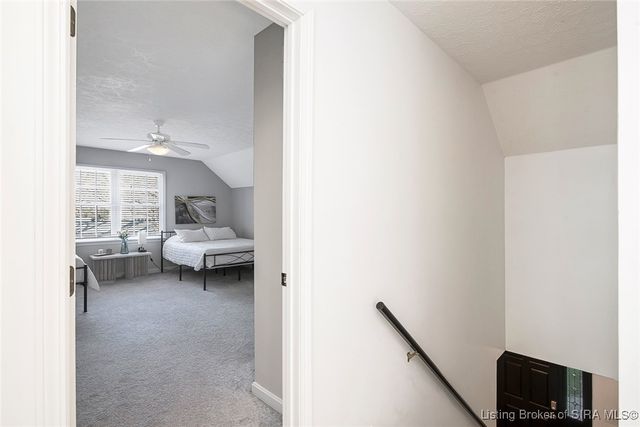 1609 Tall Oaks Drive, Jeffersonville, IN 47130