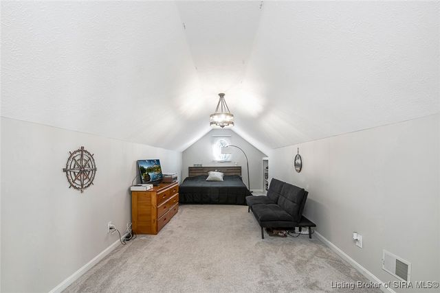 1609 Tall Oaks Drive, Jeffersonville, IN 47130