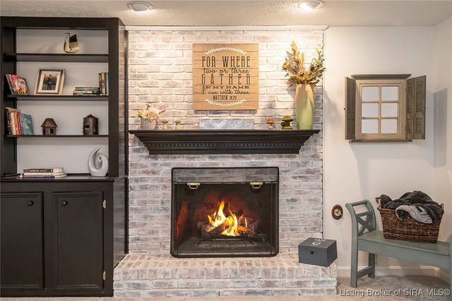 1609 Tall Oaks Drive, Jeffersonville, IN 47130